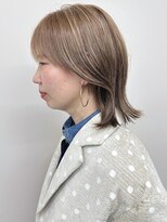 ラウンジ モリオ イケブクロ(Lounge MORIO Ikebukuro)&nbsp;＊外ハネミディアムレイヤーくびれミディアム外国人風ハイライト