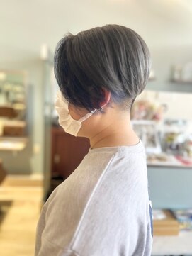イルファ セイユウ 上野芝店(ehl:fa SEIYU) ショート/インナーカラー/ダブルカラー30代40代50代