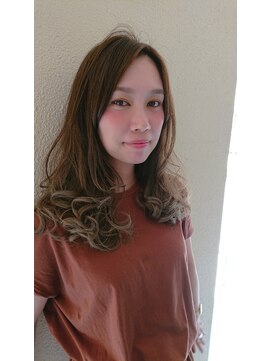 キッカワイズブランド(CHICCA Y's BRAND) 透明感×ラフカール