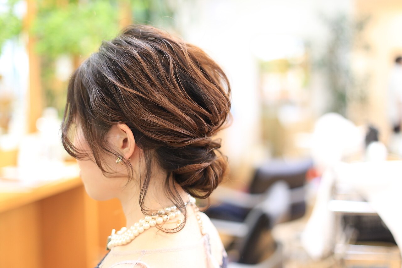 結婚式の披露宴やパーティー、女子会などに！【アレンジヘアセット】\4950