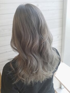 ジーナ 札幌(Zina) グレーアッシュパールグレージュアディクシーサファイア