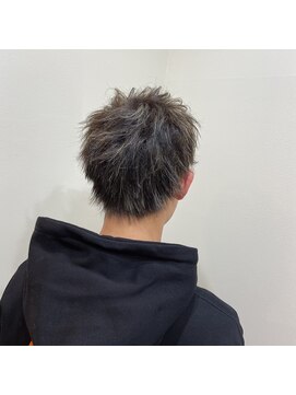 ディーボーイ 下通本店(D-BOY) silver ash ♪