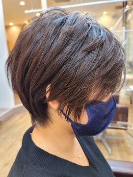 ヘアーズビースリー ポートサイド 大人くびれショート　20代30代40代50代