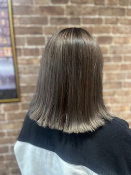 モニカ 鶴ヶ峰店(Monica) ラテベージュ/ハイトーンカラー