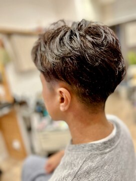 フープ(HOOP) 【自然な毛流れ】ナチュラルパーマスタイル