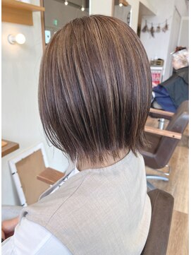 デュークシルア(du c Sila) ハイライトxぱつんとボブ