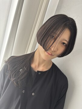 極めて繊細なカット