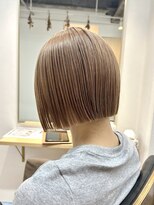 トト 船橋店(toto.)&nbsp;◇ピンクベージュ切りっぱなしボブハイトーンワンカール[船橋]