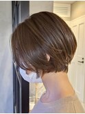 調布イルミナカラーレイヤーボブウルフショートカットベージュ
