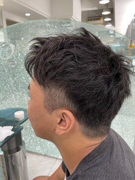 クオーター(QUARTER) 爽やかショートツーブロック刈り上げソフトジェットモヒカン