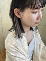 リブロ(liblo)&nbsp;【オン眉ロブ×インナーカラー】