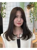 オリーブベージュ×ローレイヤー
