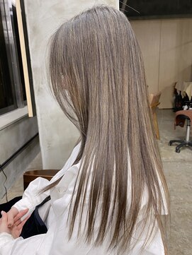 フリーラ 京都河原町三条店(freera) 【kiho】　◎細めハイライト◎