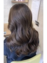 エイミー バイ ハセ(Aimee by HASE) 暖色系 × ベージュブラウン