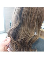 フェルーナ(FeRuna)&nbsp;透明感抜群ブリーチなしで出来るハイトーンベージュ