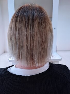 ワイエス(YS) シースルータッセルボブ