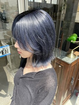 クワリ ブルーシルバーカラー