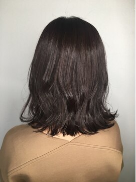 トリコ 梅田茶屋町店(trico) ミディアム外ハネが可愛いフェザーボブ 【トリコ梅田茶屋町店】