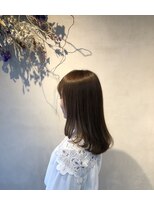 アンウル(anul)&nbsp;上品なツヤ髪☆グレージュミディー