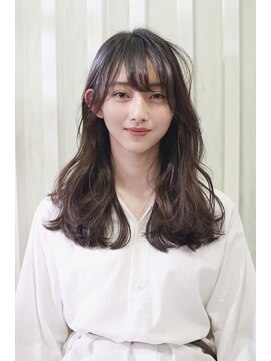 マグノリア(MAGNOLIA) フェミニンモードな重軽ウェーブ