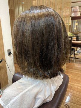 ヘアーガーデン ハニワ(Hair Garden 葉庭) SAKUお客様スタイル」「外ハネボブ」
