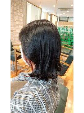 ルッカランス 王子店(Lucca Lance) １１月動きのある外ハネスタイル