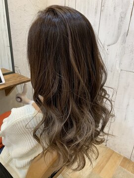 コノン(conon) グラデーションカラー