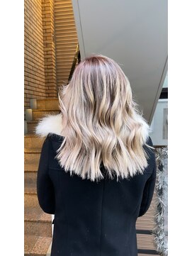 ラフ(LAFF) #黒髪#ボブルフ#ネビージュ#小顔#ワンレン