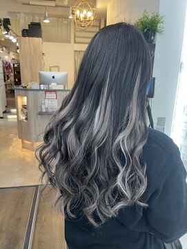 ヘアーグランデシーク(Hair Grande Seeek) 黒髪でできるグラデーションカラー