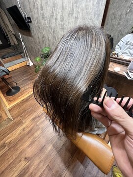 ドア(doa) エイジング毛縮毛矯正