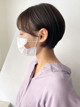 アイティー バイ アルバム 浦和店(IT by ALBUM) 丸みショート_斜めバンググレージュカラー_ba400242