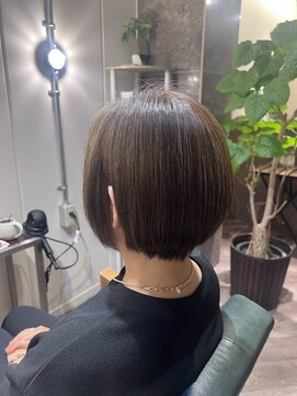 ソエル(Soell) 三宮 元町 縮毛矯正 ショート ハイライト 脱白髪染め 白髪ぼかし