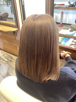 【髪質改善カラートリートメントでダメージを抑えて潤う髪に】健康で美しい髪へと導きます◇