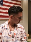 フェード　スキンフェード　ポンパドール　七三　サイドパート