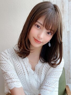 ラルユー 金山(LallYou) 30代小顔に見えるくびれヘアレイヤー × オリーブグレージュ