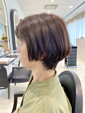 メゾンブラン 川西阪急店(Maison Blanc) 大人ショート 美シルエット