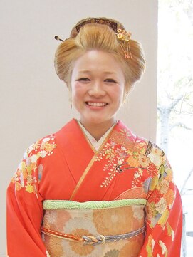 ヘアーサロン アージェ(Hair Salon Ange) ハイトーン・新日本髪