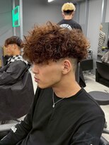 リッチブランドアンドコー(Rich Brand&Co)&nbsp;スペインカール ハイライトカラー　メンズカット　メンズパーマ