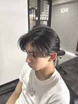ノイ(NOI)&nbsp;メンズカットメンズパーマフェザーパーマセンターパート札幌大通