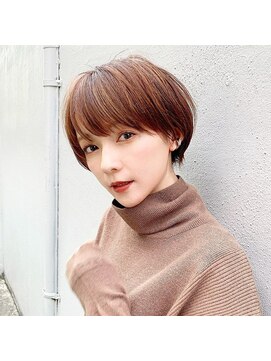 ラナ 渋谷(Lana) 【Chill】小顔になる大人かわいいピンクベージュクールショート