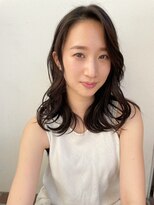 ヘアープレイス ヴィブ(hair place VIVE) 柔らかい質感と透明感のある暗髪で上品ミディ