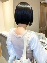 スムーク(smuk)&nbsp;【smuk/スムーク】ミニボブ/切りっぱなしボブ/アッシュグレー