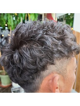 クローバー(CLOVER) メンズパーマ