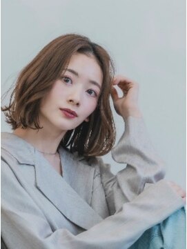 ヴィーナス 倉敷店(Ve-nus) センターパートツヤ髪ニュアンスパーマ小顔似合わせ大人可愛い