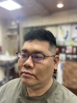 アップ(UP) スキンフェード