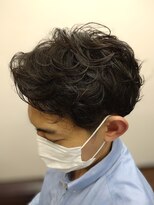 トバ(TOBA) ツーブロック+パーマ