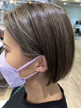 ジュイール(jouir) ダブルカラーミルクティーベージュカラーケアブリーチ韓国ボブ