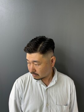 グリーディーフォックス 三軒茶屋(GreedyFOX) 三軒茶屋波巻き/マッシュパーマ/ウルフ/ハイライト<理容室>