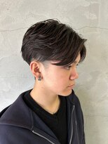 ウシワカマルイースト(ushiwakamaru East) フェザーショート