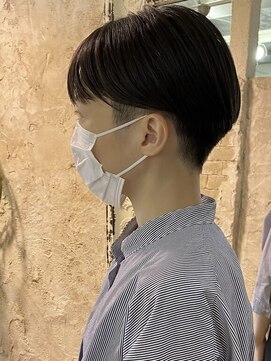 マギーヘア(magiy hair) magiyhair ☆ 刈り上げ女子　ハンサムショート　前髪あり/nico